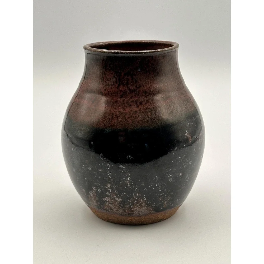 Artist-Signed Studio Pottery Vase 4.5